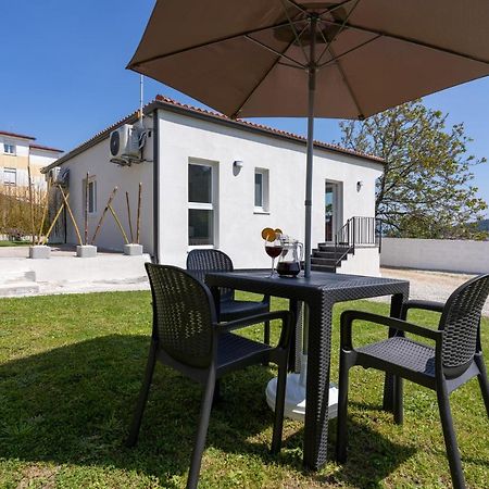 Solpor Galitrips - Apartamentos Corcubión Eksteriør billede